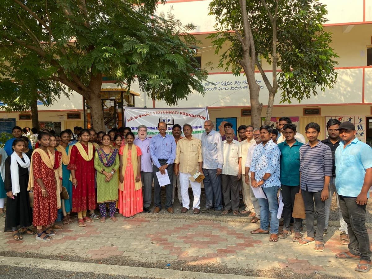 Students and staff at Vidyonnati Foundation